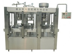 新鄉(xiāng)力合機械提供好的灌裝打塞二聯(lián)