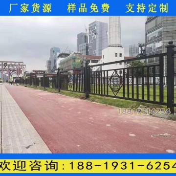 廣州市政道路防護(hù)欄桿價(jià)格 小蠻腰人